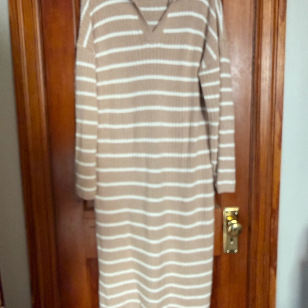 Tan & White Striped Knit Maxi Long Sleeve Dress Size XL